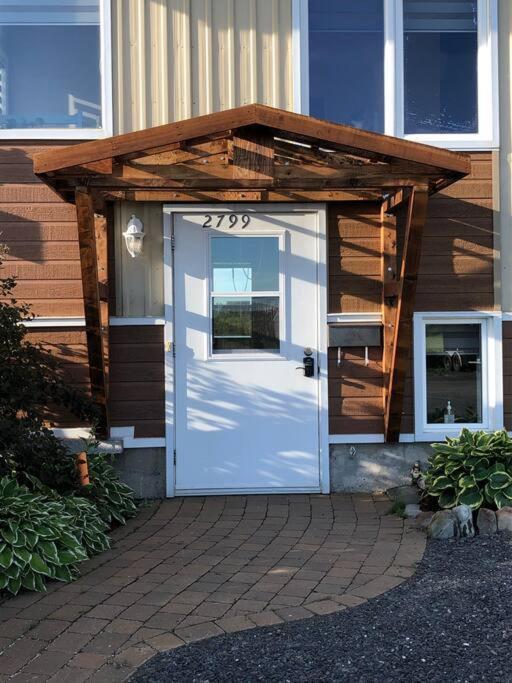 Aux quatre vents 4 1/2 logement entier et privé Lac-Mégantic Extérieur photo